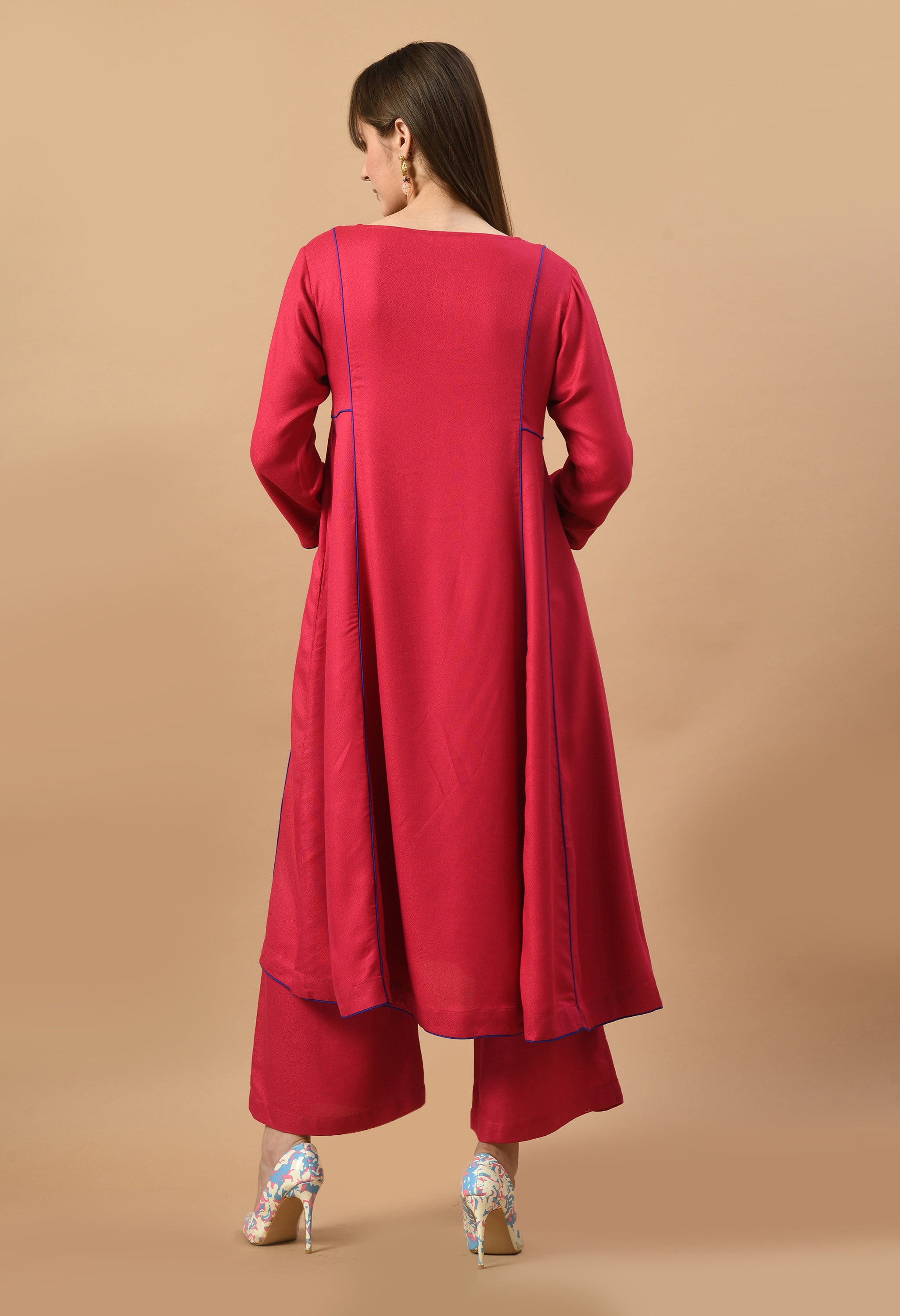 gulabi-rang-pnel-kurta-set